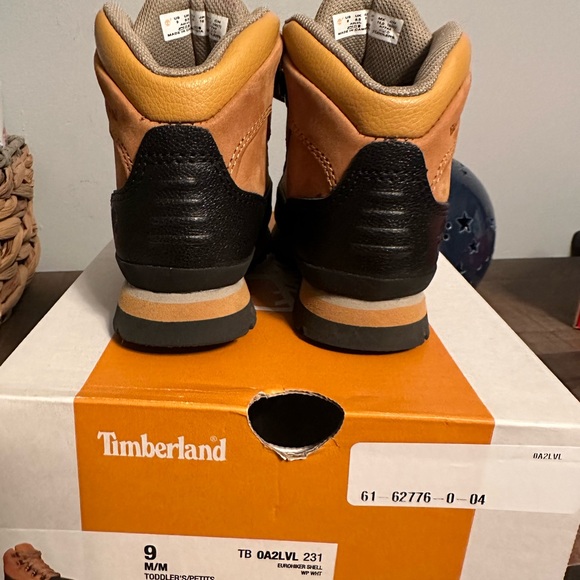 Timberland Wheat Boot - Picture 3 of 7